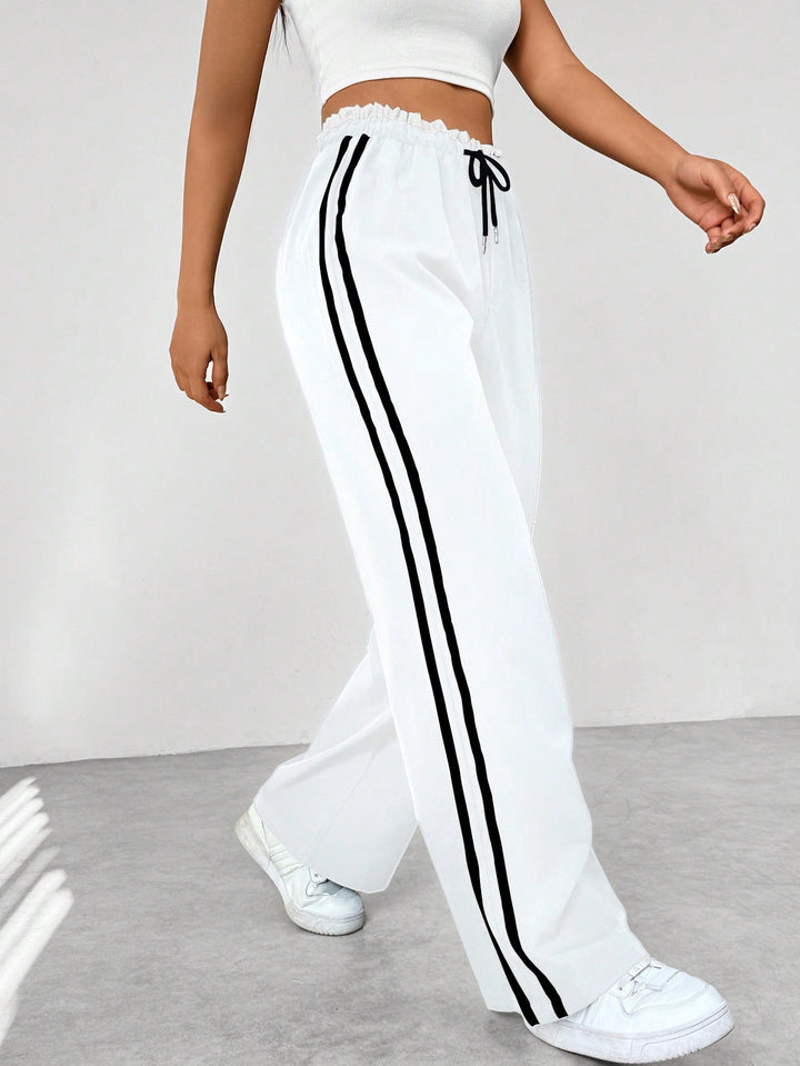 Lara | Damen Jogginghose Wide Leg Seitenstreifen