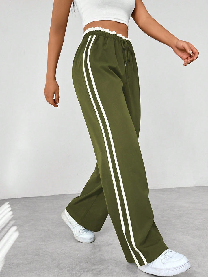 Lara | Damen Jogginghose Wide Leg Seitenstreifen