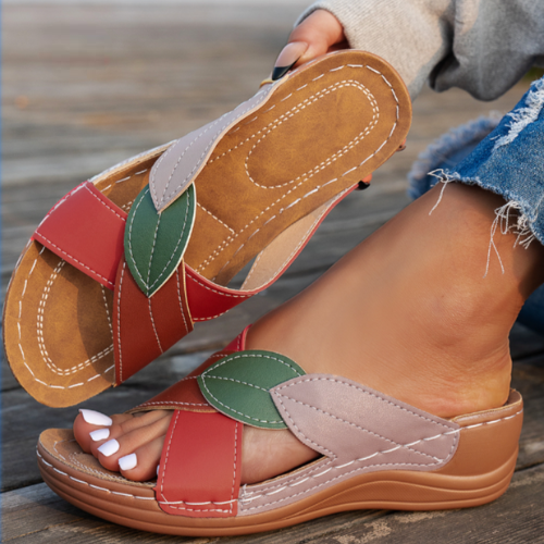 Palma | Damen Slip-on Sandalen Keilabsatz Blatt-Design Bunt