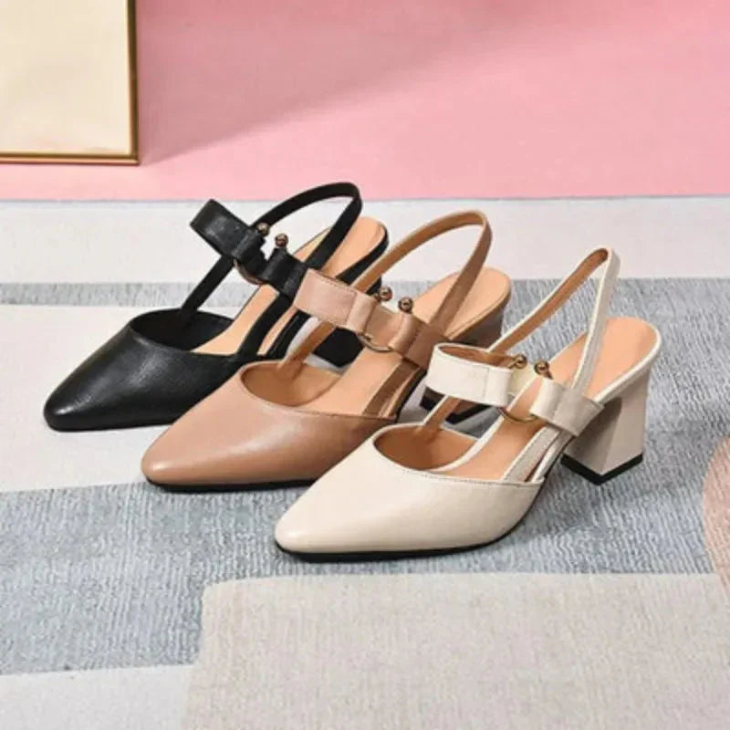 Nora | Damen Slingback Pumps mit T-Strap und Blockabsatz