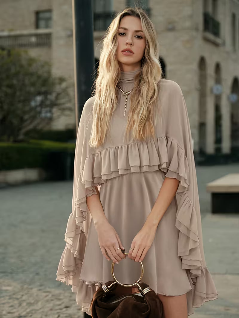 Seraphina | Damen Chiffon Maxikleid mit Umhang, Rüschen festlich