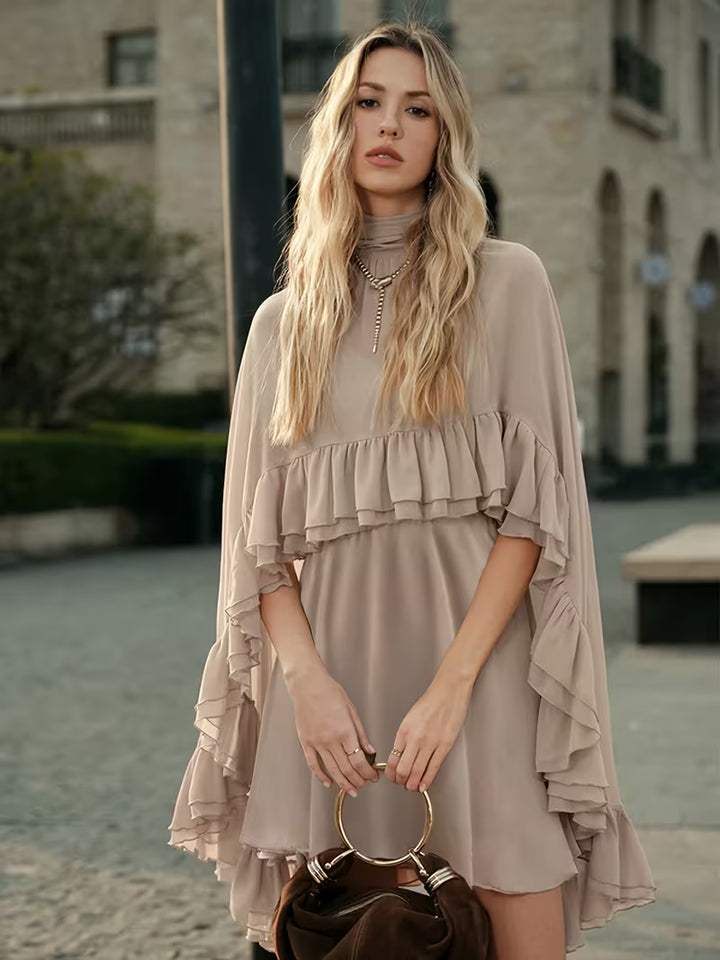 Seraphina | Damen Chiffon Maxikleid mit Umhang, Rüschen festlich