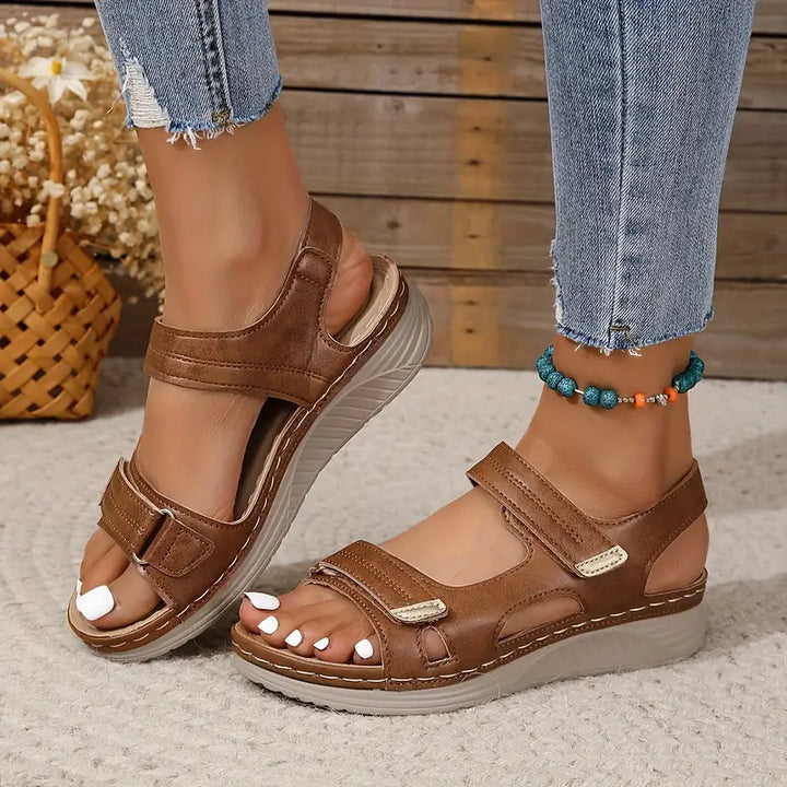 Vera | Damen Sandalen mit Klettverschluss Keilabsatz Komfortsandalen
