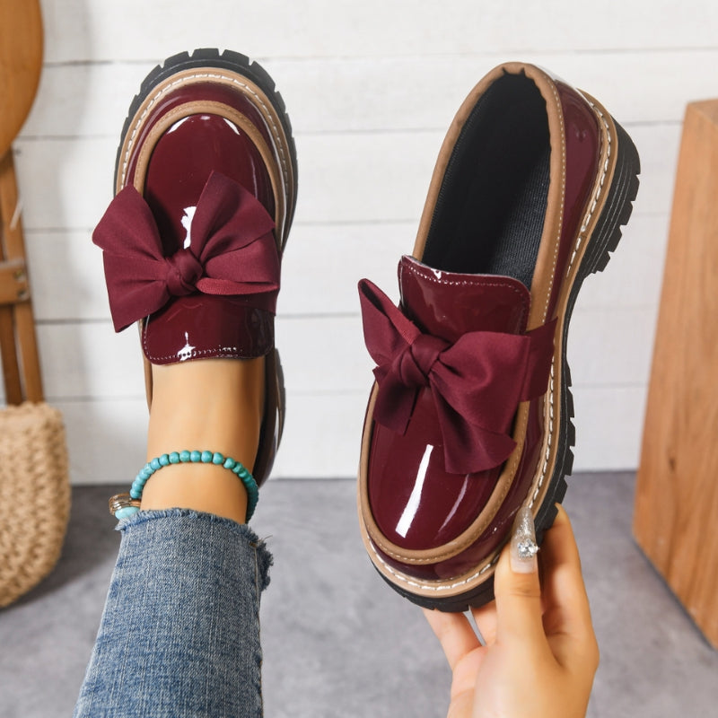 Bella | Damen Loafer Plateau Lackoptik Schleife Slip-On Schuhe