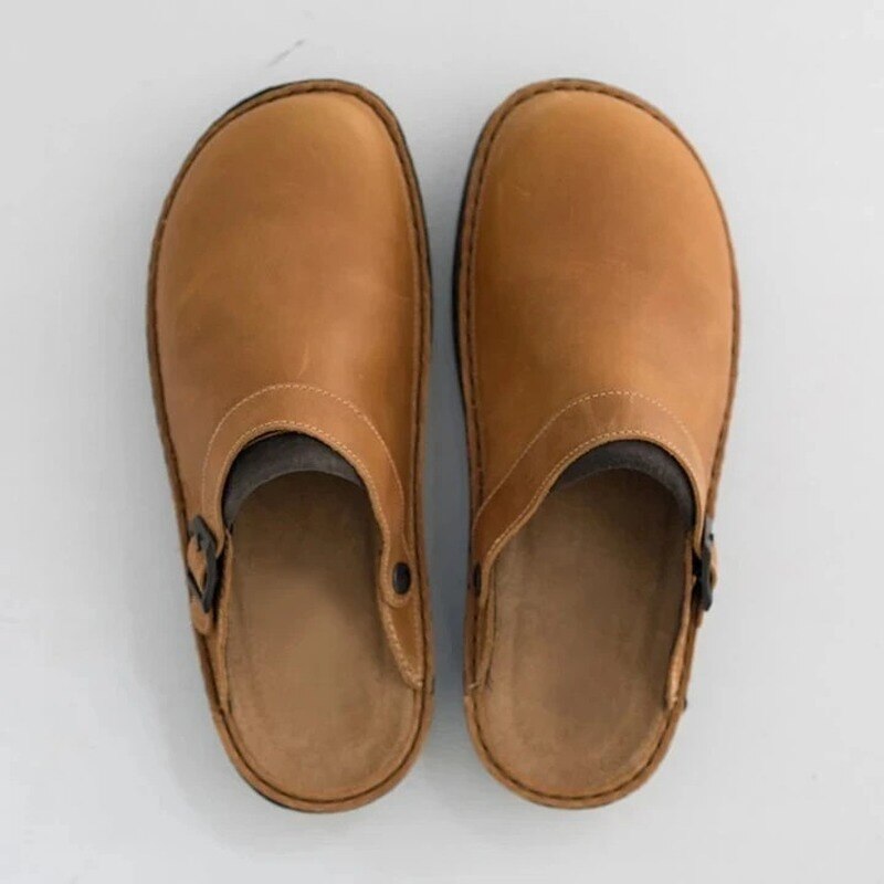 Theo | Herren Leder Clog Schnalle Weiche Sohle Cognac Frühling
