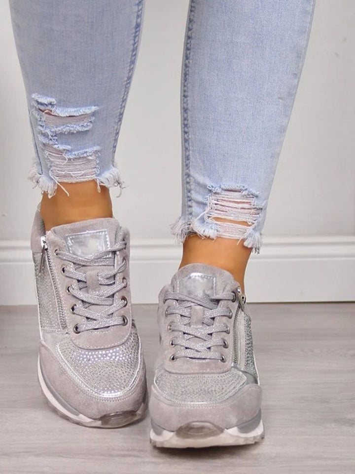 Frella | Damen Sneaker mit Strass Reißverschluss Keilabsatz