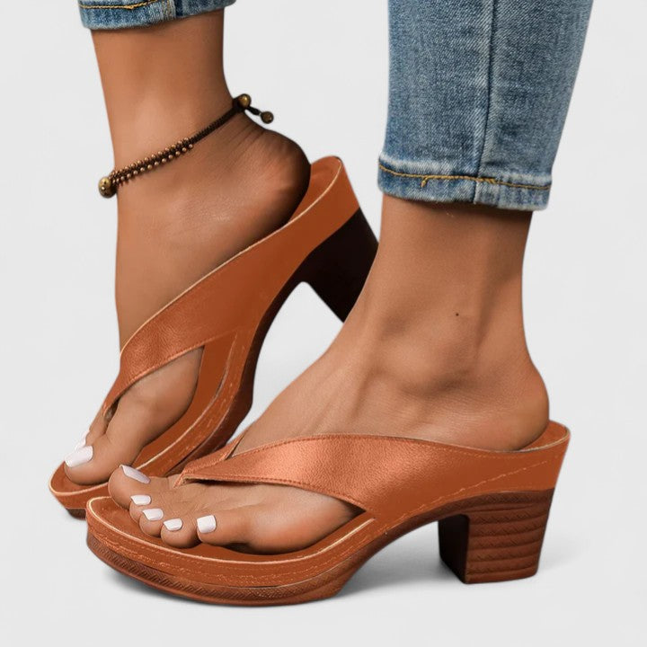 Bianca | Damen Zehentrenner Blockabsatz Leder-Optik Plateau Sommerschuhe