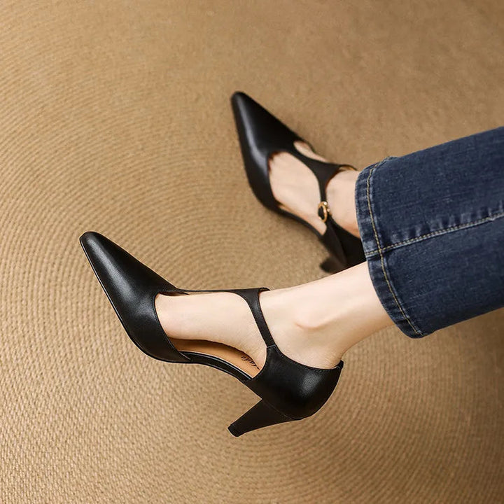 Vera | Damen Leder Pumps T-Strap Kitten Heel Spitz Elegant