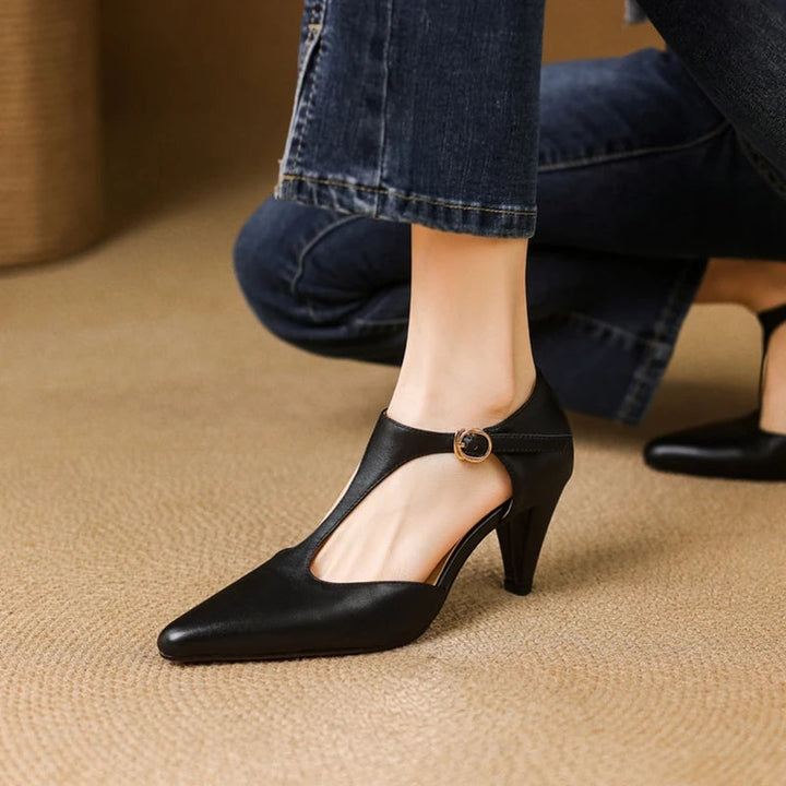 Vera | Damen Leder Pumps T-Strap Kitten Heel Spitz Elegant