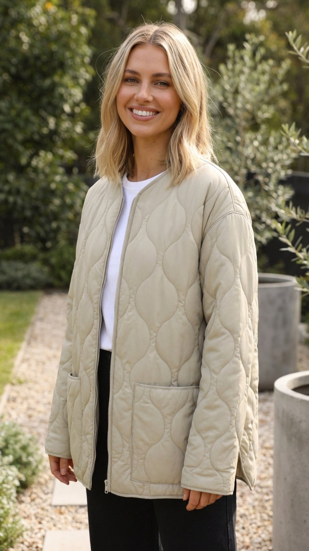 Aldora | Damen Steppjacke leichte Herbstjacke - Beige - Image 1