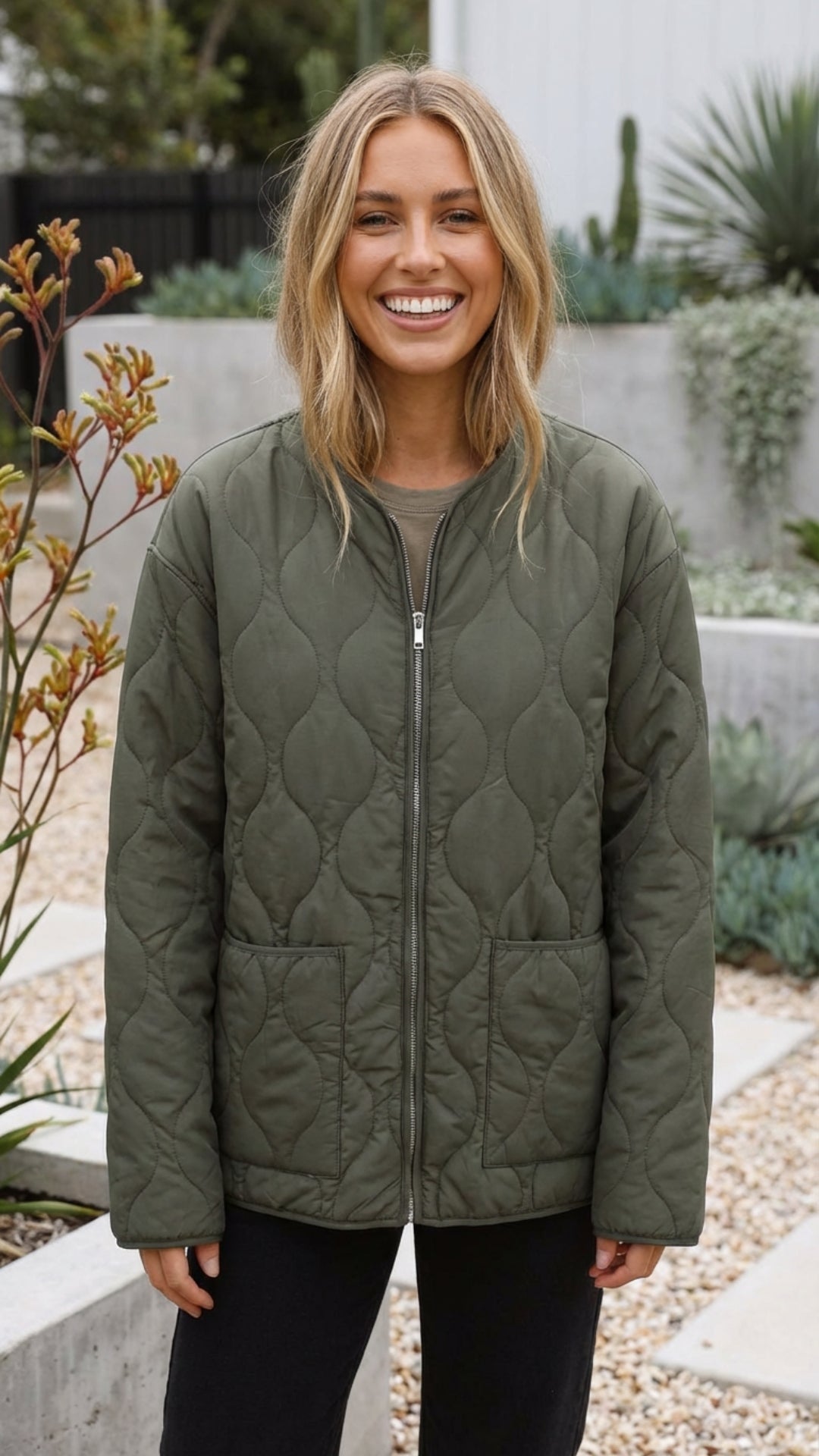 Aldora | Damen Steppjacke leichte Herbstjacke - Beige - Image 5