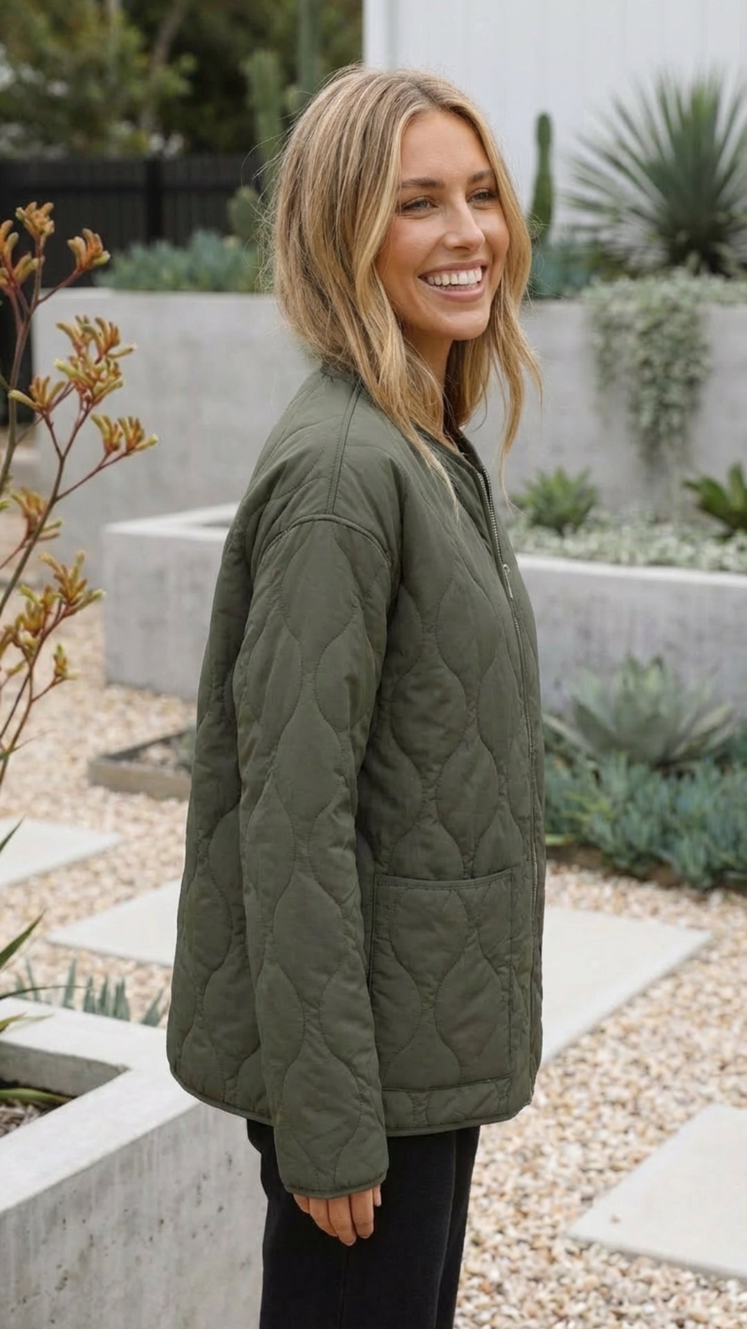 Aldora | Damen Steppjacke leichte Herbstjacke - Beige - Image 6