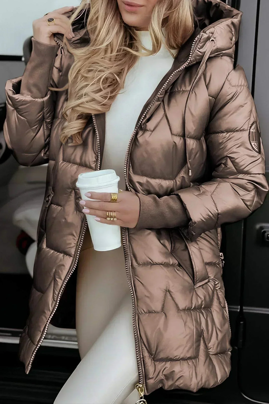Aldvika | Damen Steppjacke Lang mit Kapuze - Bronze - Image 2