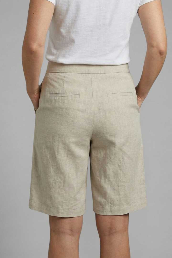 Almira | Damen Bermuda Shorts mit Elastikbund und Seitentaschen - Beige - Image 5