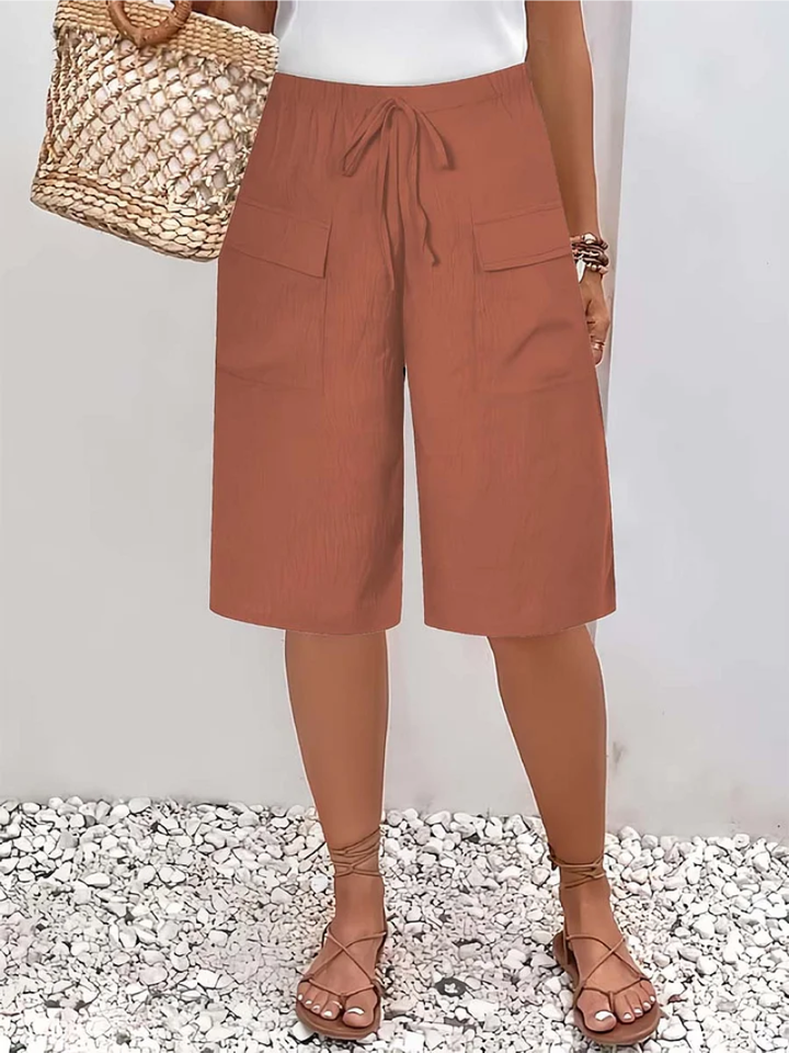 Anke | Damen Weite Bermuda Shorts mit Kordelzug - Light Grey - Image 4