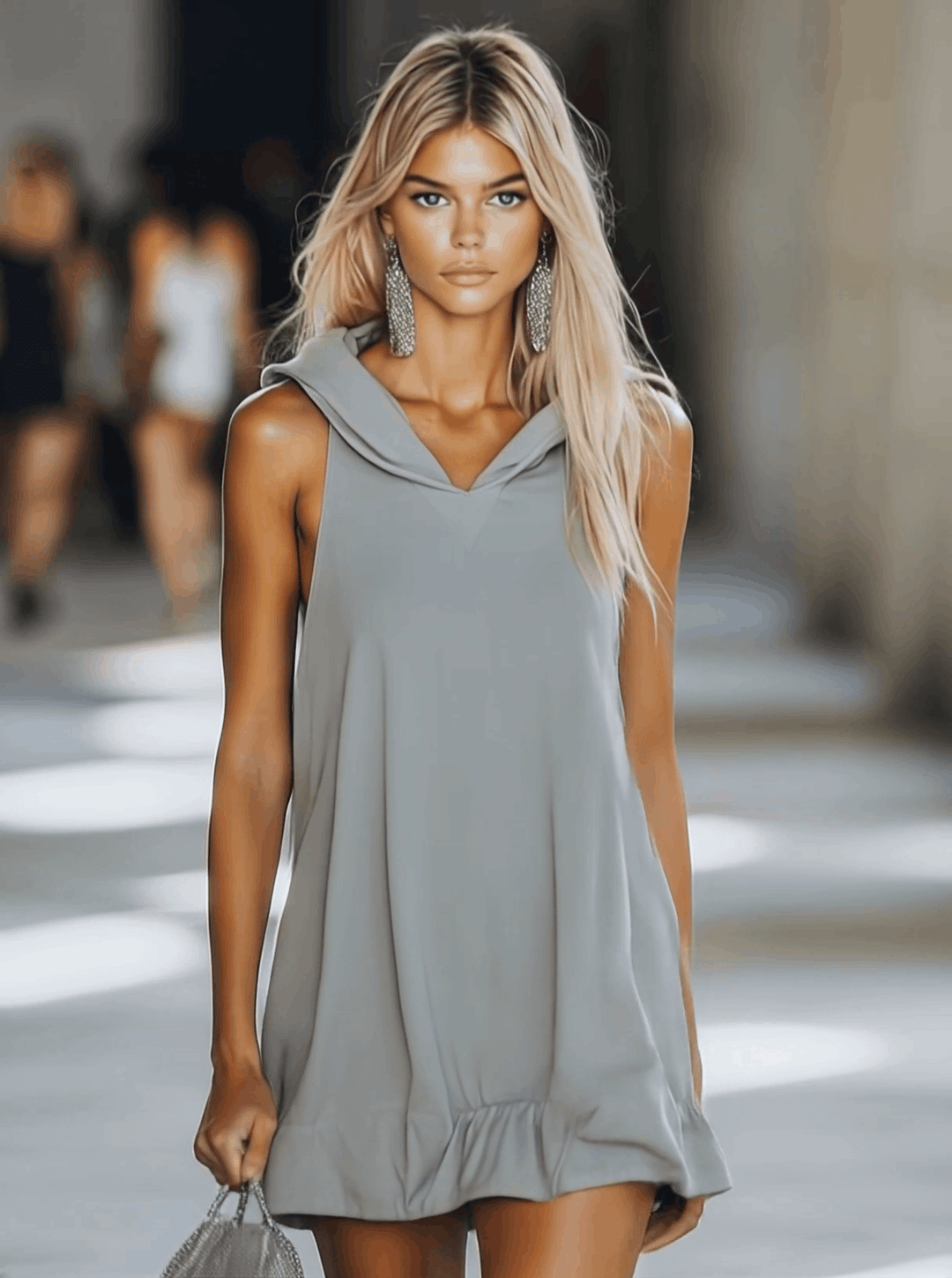Annelore | Damen Ärmelloses Hoodie Mini Kleid - Grey - Image 2