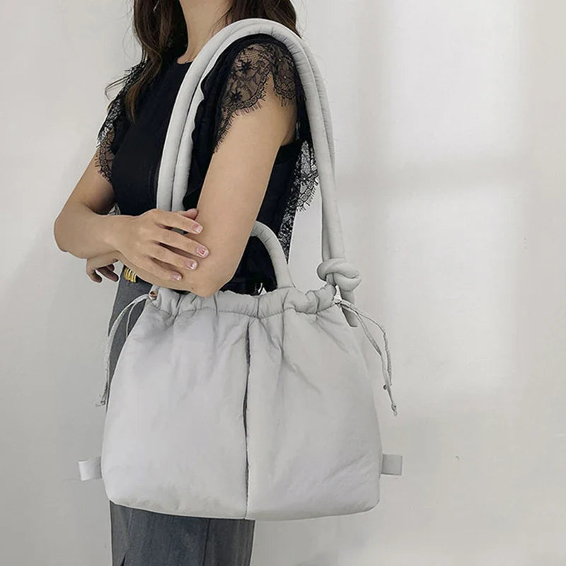 Astoria | Damen Gesteppte Puffer Handtasche - Beige - Image 3
