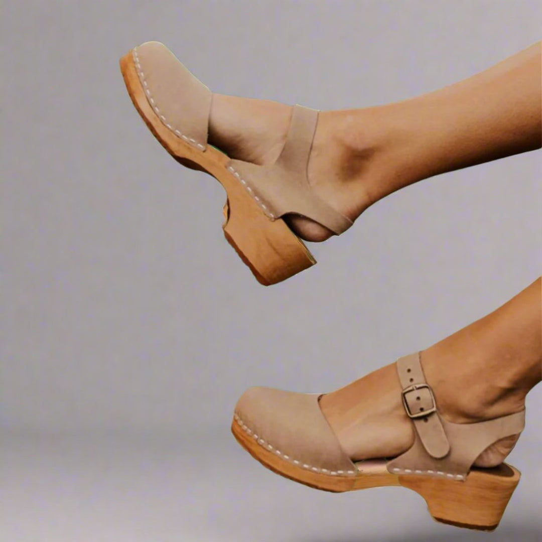 Astrid | Damen Plateau Clogs mit Knöchelriemen - Camel - Image 4