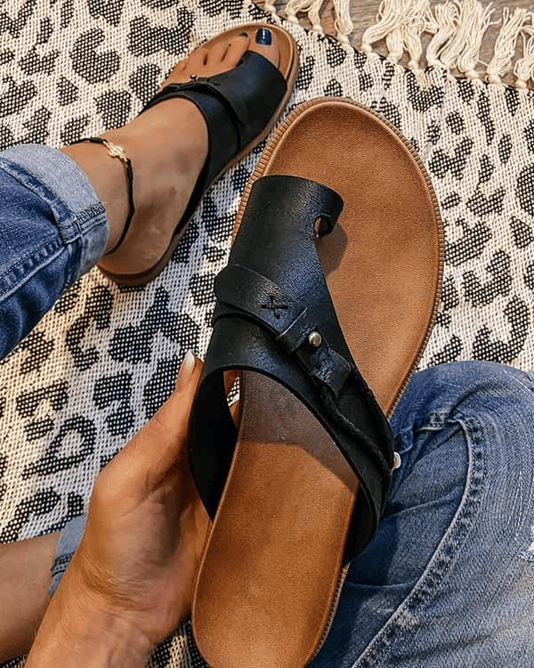 Clezel | Damen Zehensteg Sandalen Flach mit Schnalle