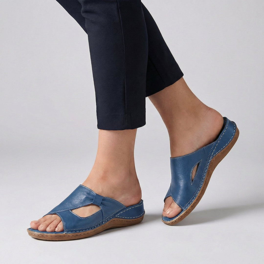 Brigitta | Damen Komfort Mule-Sandale Slip-On mit Cut-Out - Black - Image 2