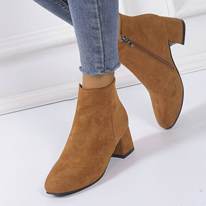 Brigitte | Damen Chelsea Ankle Boot mit Blockabsatz - Black - Image 3
