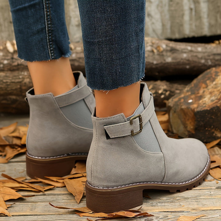 Brigitte | Damen Chelsea Ankle Boots mit Blockabsatz - Image 12