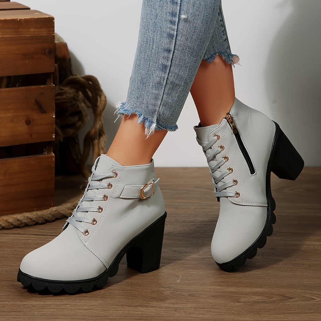 Brinja | Damen Ankle Boots mit Blockabsatz, 70 Zeichen - Light Grey - Image 1