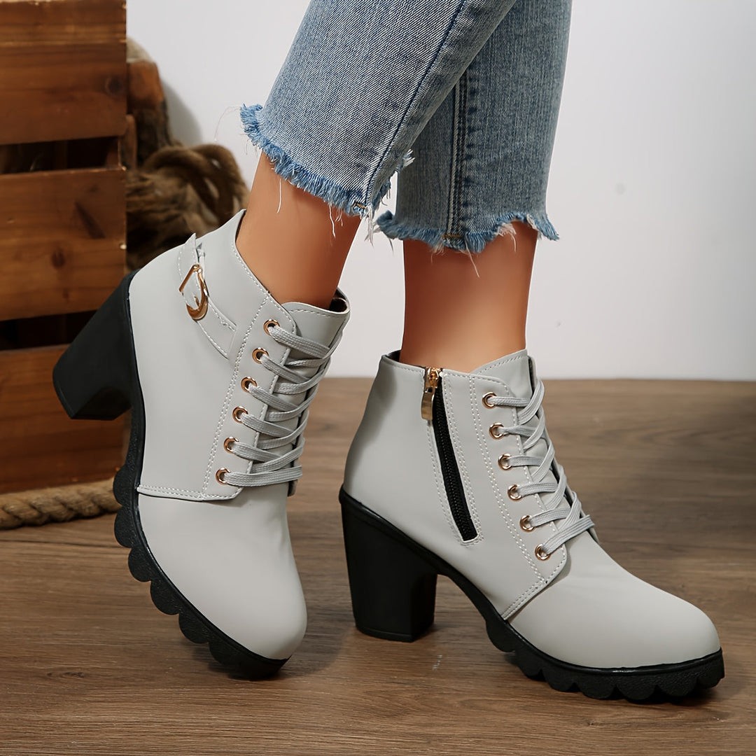 Brinja | Damen Ankle Boots mit Blockabsatz, 70 Zeichen - Light Grey - Image 7