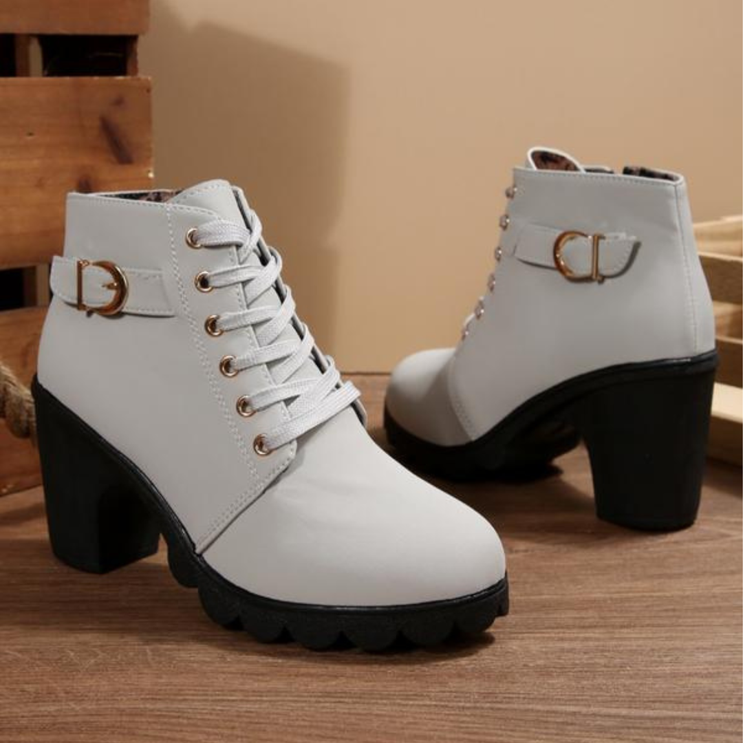 Britta | Damen Ankle Boots mit Blockabsatz, 70 Zeichen - Camel - Image 2