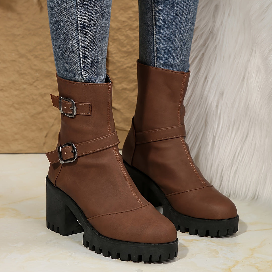 Brunhild | Damen Ankle Boot mit Blockabsatz, 68 Zeichen - Camel - Image 11