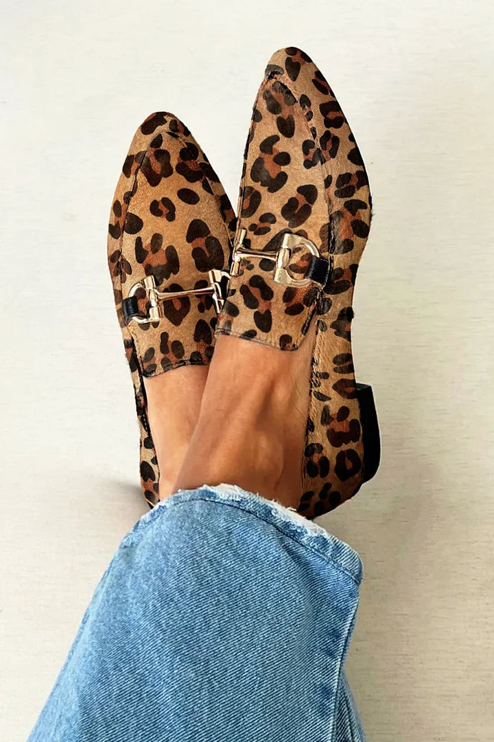 Brunhild | Damen Leopardenmuster Loafer mit Metalldetail - Brown - Image 1
