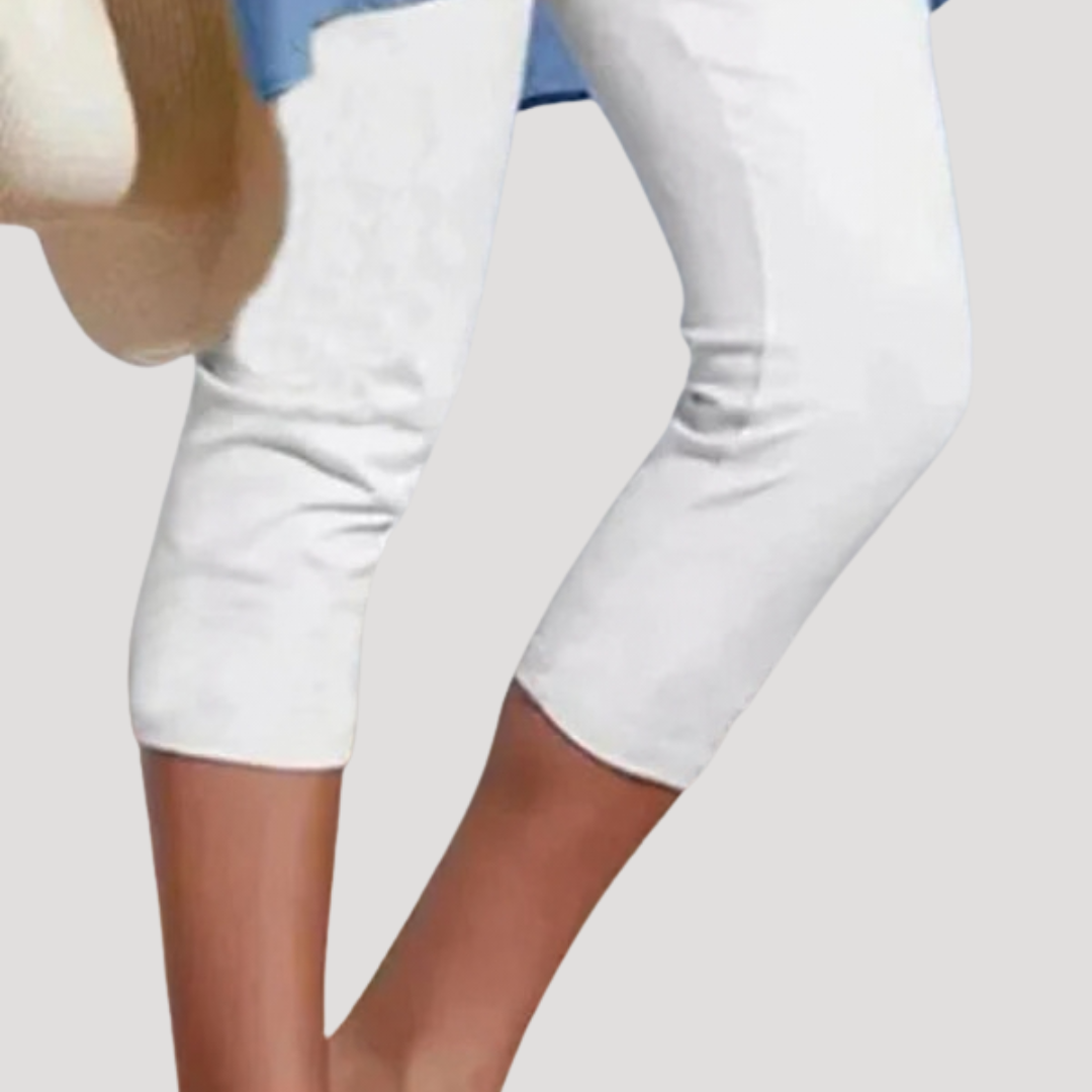 Brunhilde | Damen Capri Leggings 3/4 Länge - Black - Image 4