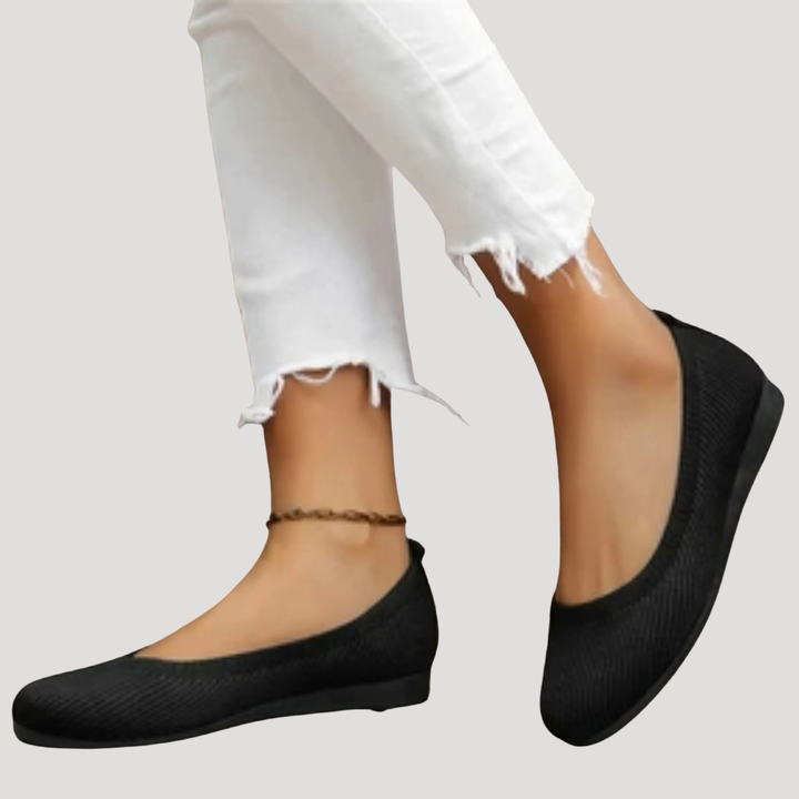 Brunhilde | Damen Gestrickte Slip-On Ballerinas - Beige - Image 7