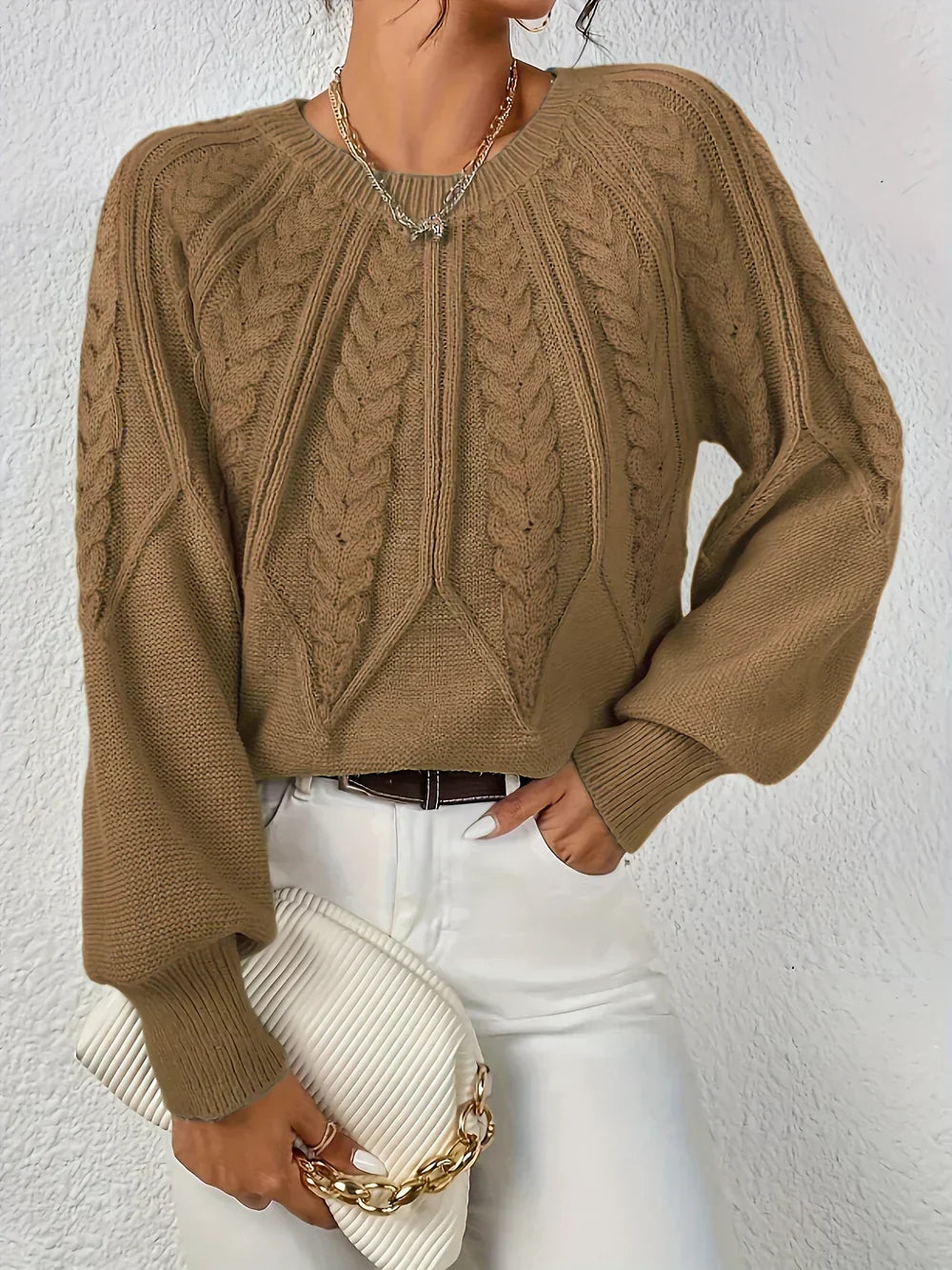 Brunhilde | Damen Strickpullover mit Zopfmuster - Sage - Image 11