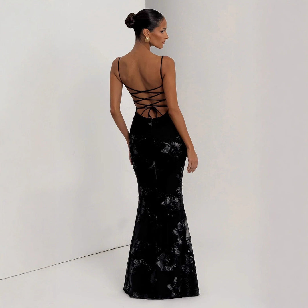 Calina | Damen Abendkleid Maxi Blumenapplikation Spaghettiträger - Champagne - Image 4