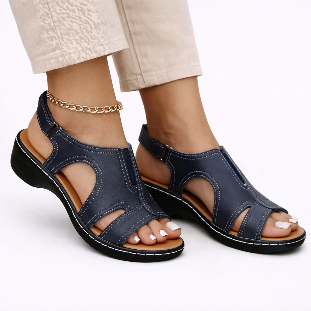Calliope | Damen Komfort Sandalen mit verstellbaren Riemen - Black - Image 2