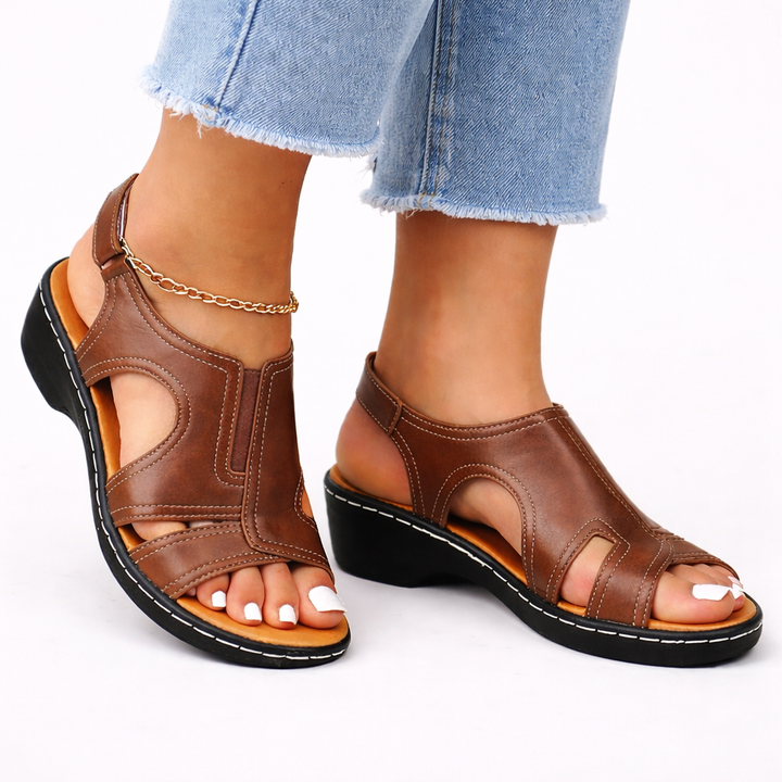 Calliope | Damen Komfort Sandalen mit verstellbaren Riemen - Black - Image 4