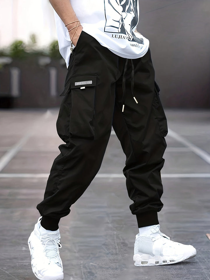 Daxton | Herren Cargo Jogger Hose mit Cargotaschen - Black - Image 1