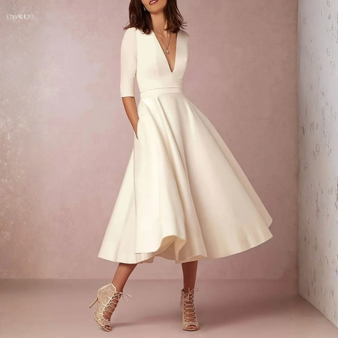 Dorothée | Damen V-Ausschnitt Ausgestelltes Midikleid - Cream - Image 4