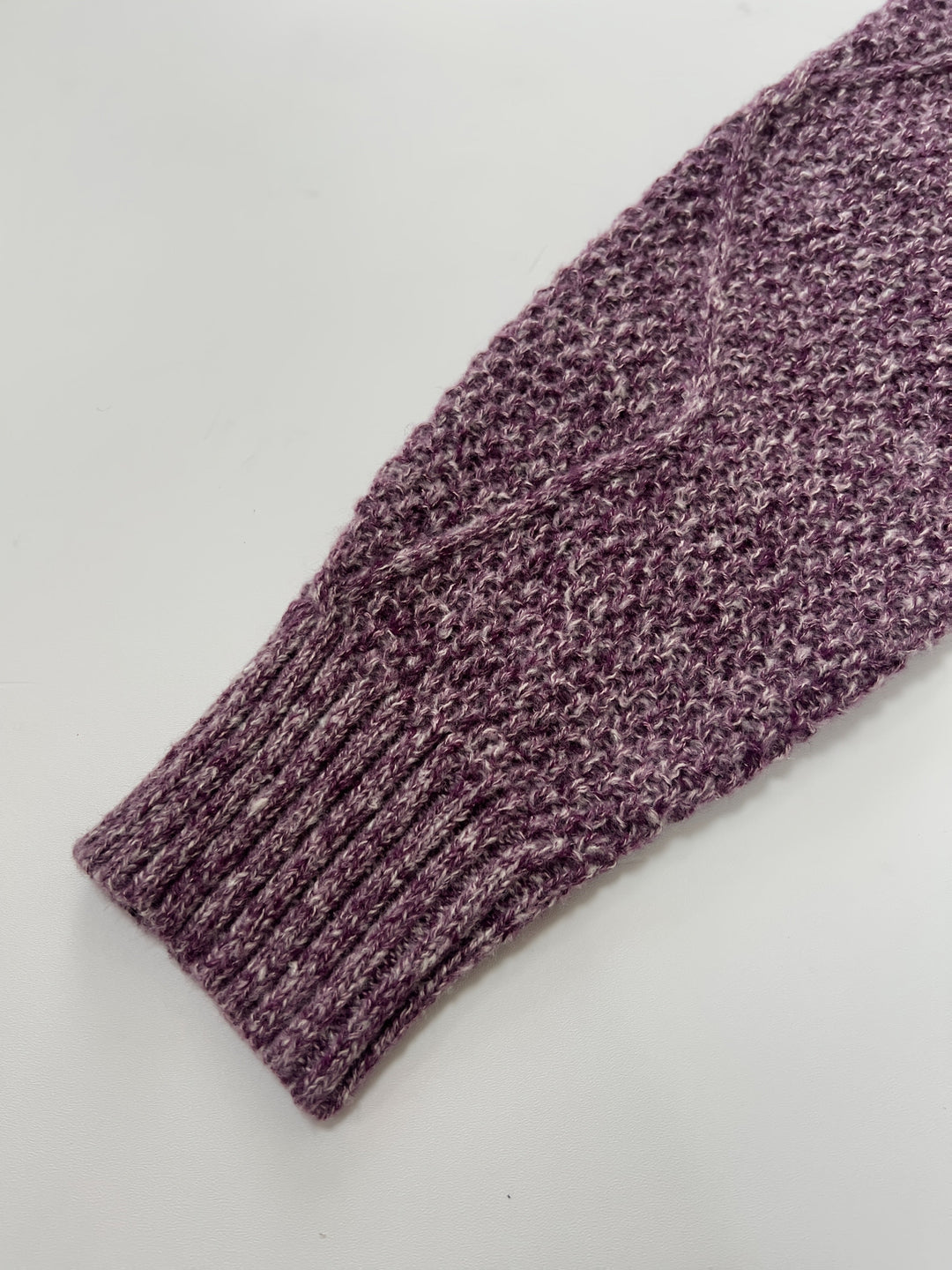 Edelborg | Damen Strickkleid mit Zopfmuster - Purple - Image 6