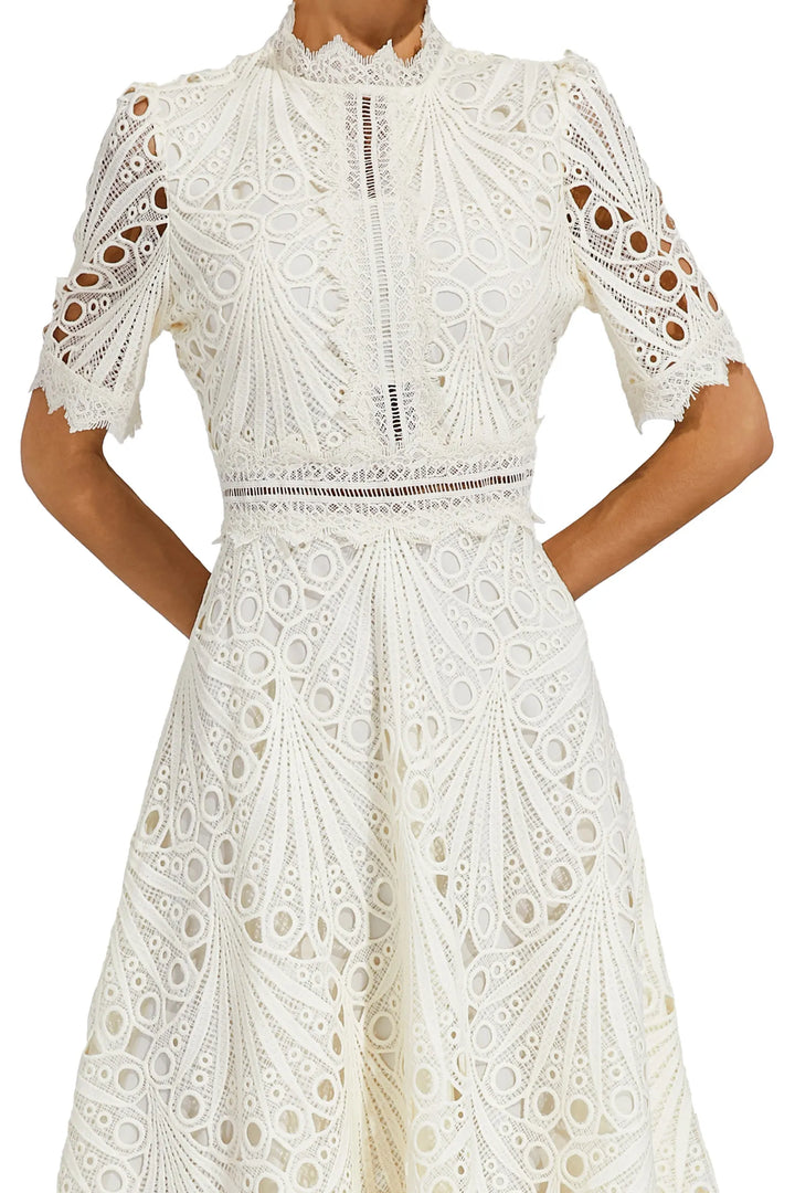 Elfriede | Damen Spitzenkleid Midi Hochzeit - White - Image 15