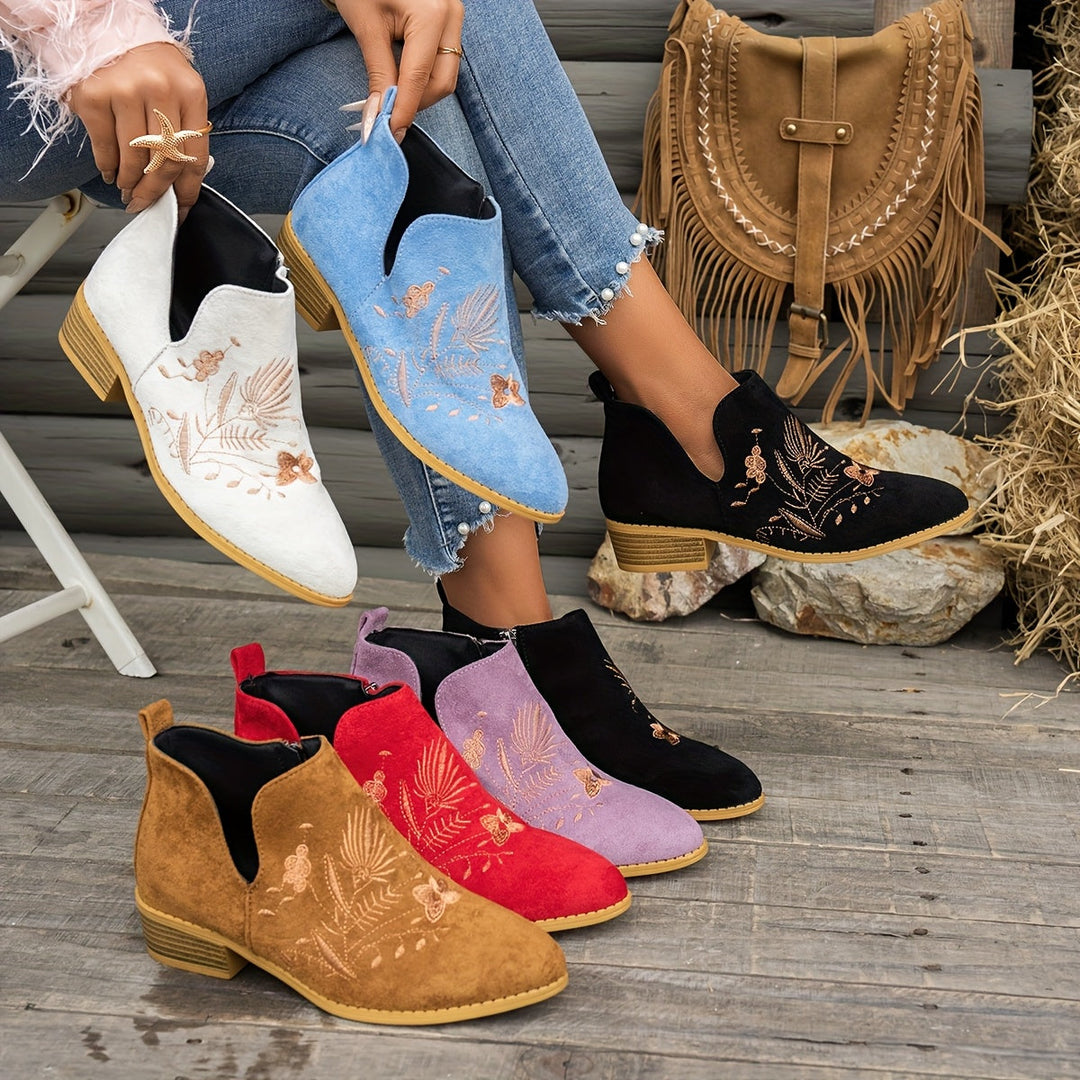Fennrike | Damen Stiefeletten mit Stickerei - Image 1