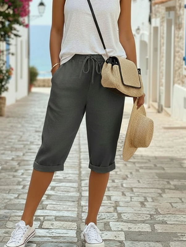 Fiora | Damen Caprihose Relaxed Fit 3/4 Hose - Dark Grey - Image 1