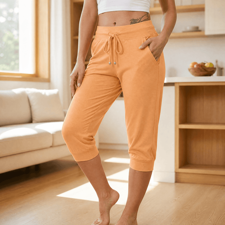 Fjelma | Damen Capri Jogginghose mit Tunnelzug - Navy - Image 15
