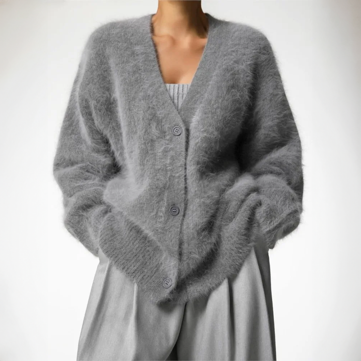 Franka | Damen Oversized Strickjacke mit V-Ausschnitt - Taupe - Image 6
