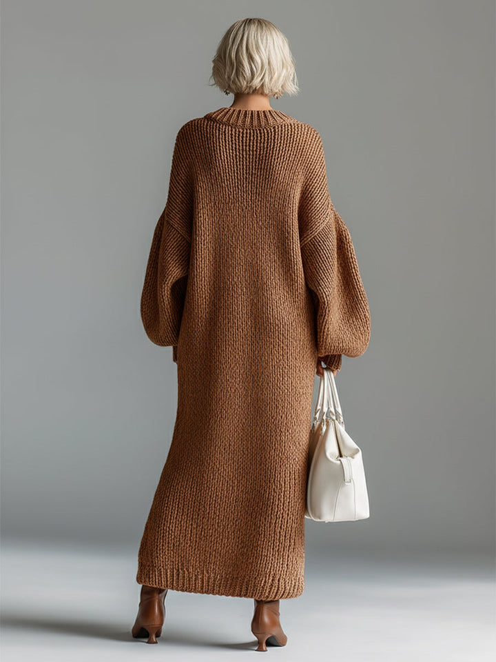 Frieda | Damen Oversize Strickkleid Maxi, warm & bequem - Taupe - Image 10