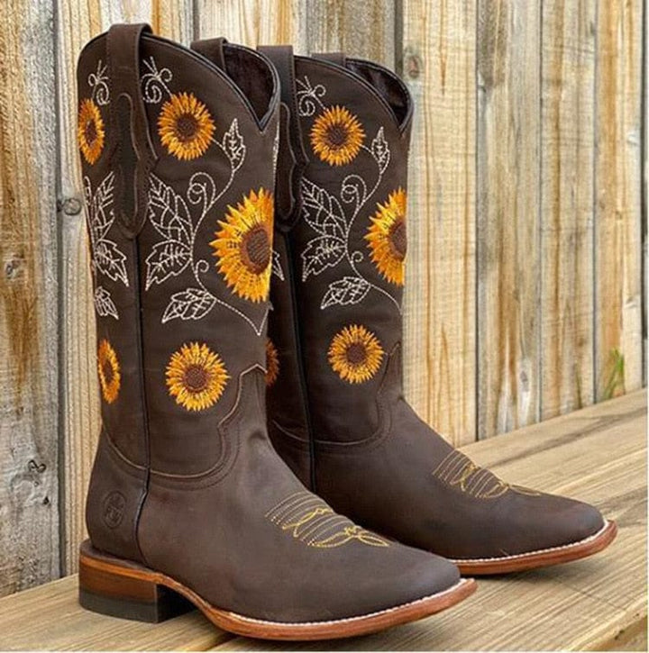 Gertraud | Damen Weite-Schaft Westernstiefel mit Stickerei - Camel - Image 2