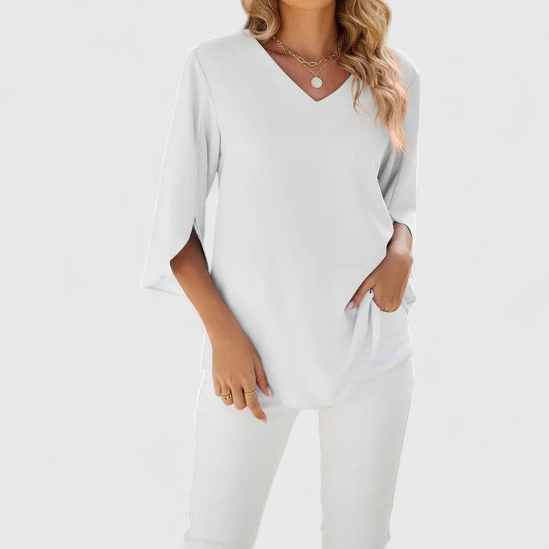Greta | Damen Rüschenbluse V-Ausschnitt 3/4 Arm - Baby Blue - Image 9