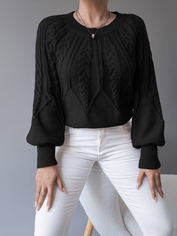 Gunnhild | Damen Zopfmuster Strickpullover mit Ballonärmel - Black - Image 1