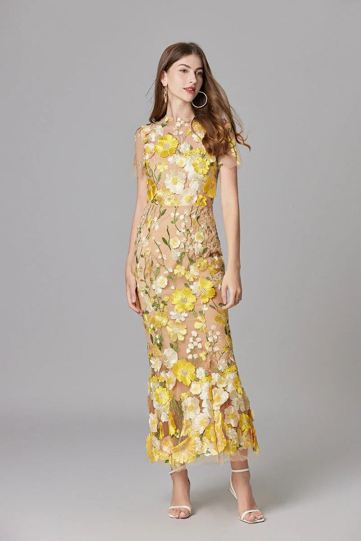 Aurelia | Damen Maxikleid mit 3D Blumenstickerei, ärmellos festlich